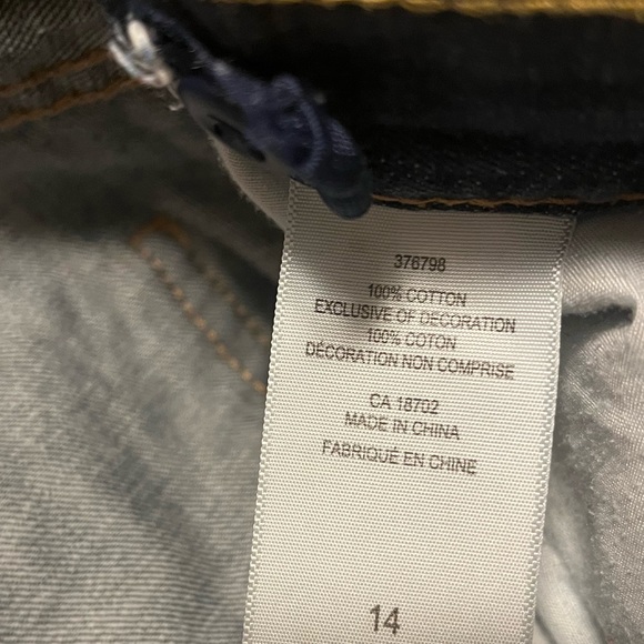 Levi’s Mid-Rise Straight Leg Jean - Picture 11 of 11